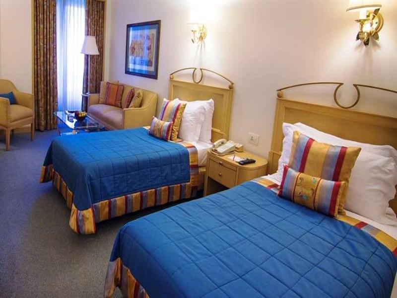 The Orchid Hotel Mumbai Vile Parle Exteriör bild A room at the hotel